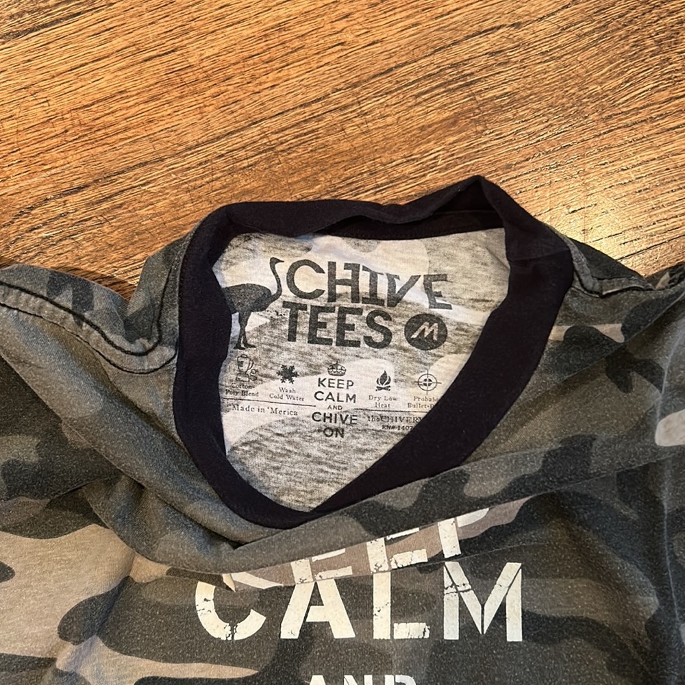 Chive Tee - Picture 2 of 3